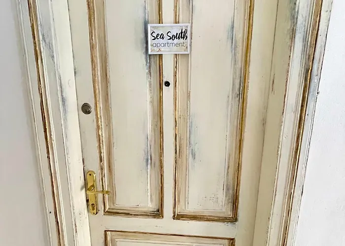 شقة 'sea South' Apartment, Super Central, Vintage Style, 1bdr *