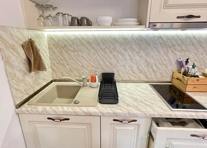 'sea South' Apartment, Super Central, Vintage Style, 1bdr